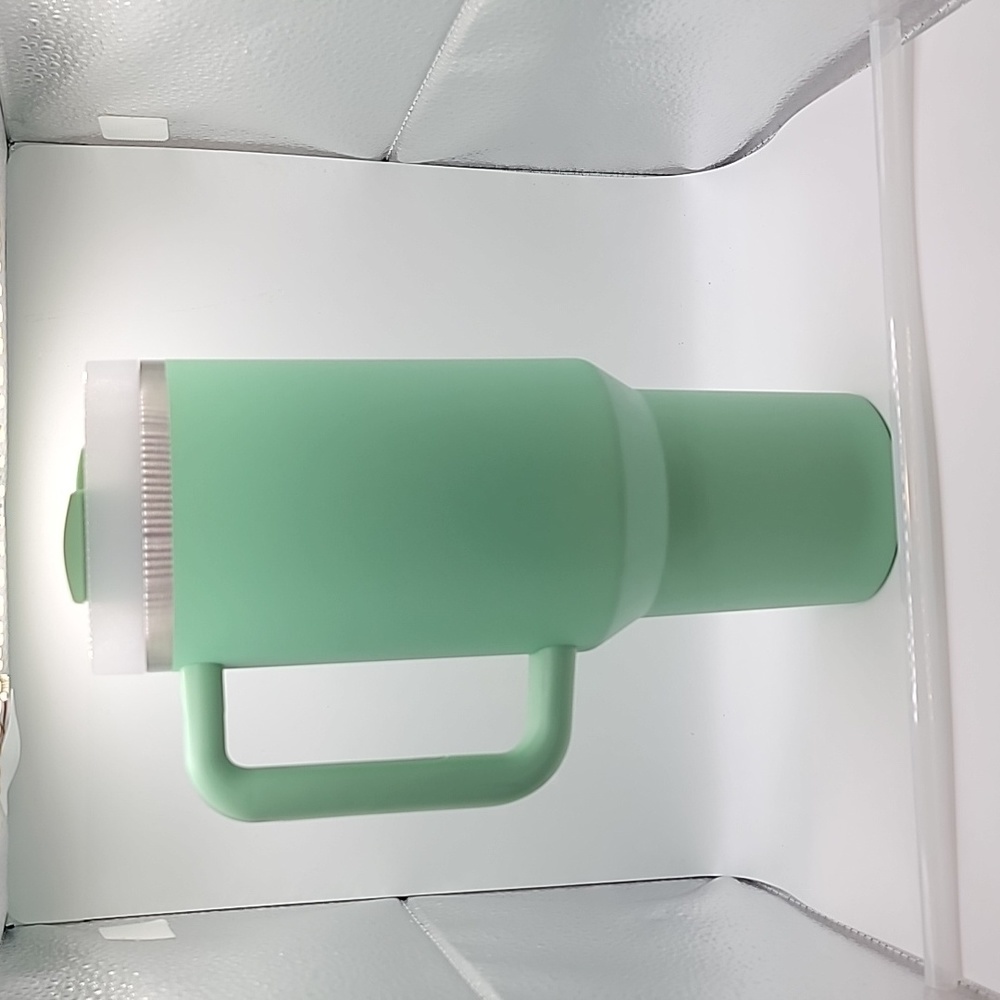 'Sold' THE QUENCHER H2.0 FLOWSTATE™ TUMBLER | 40 OZ, New - Picture 2 of 10